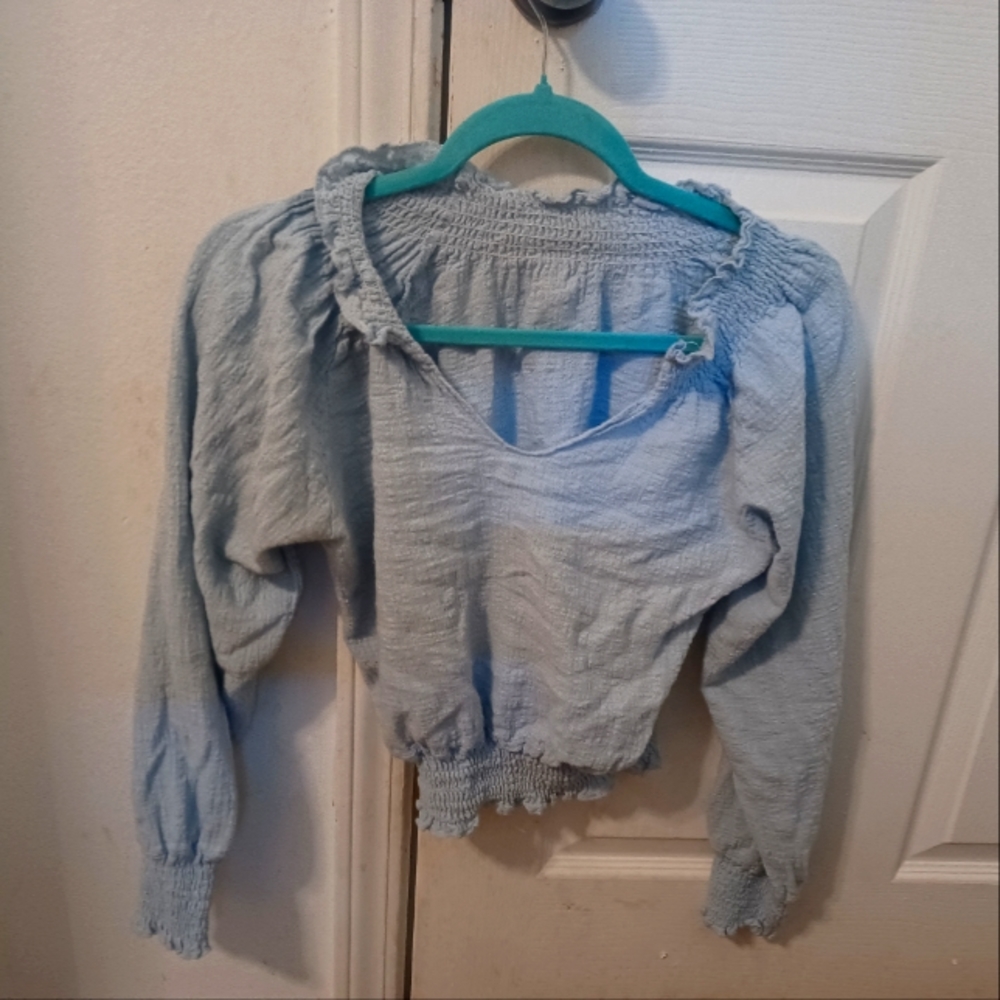 Slightly Puffy Shirt